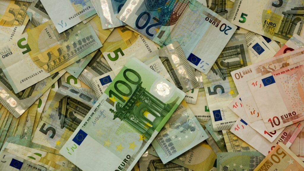 Minimilön i euro.