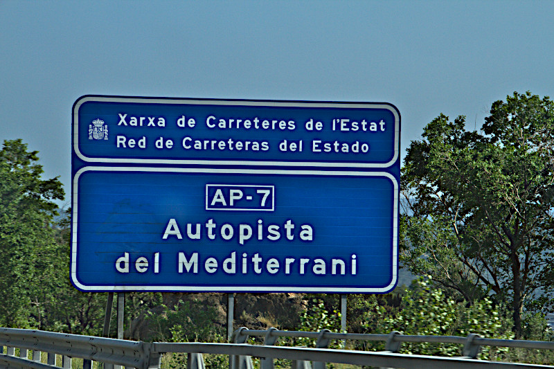 AP-7, skylt Autopista del Mediterrani.