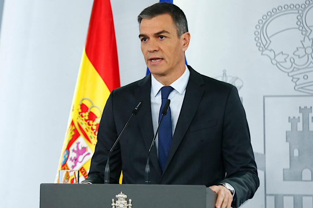 Premiärminister Pedro Sánchez begär hjälp från Europeiska solidaritetsfonden.