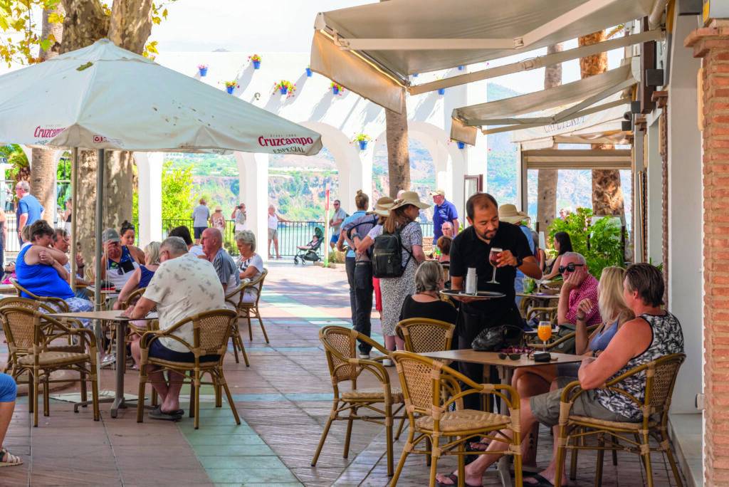 Caféliv i Nerja.