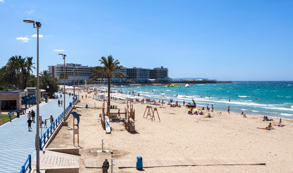 Playa del Postiguet, Alicante.