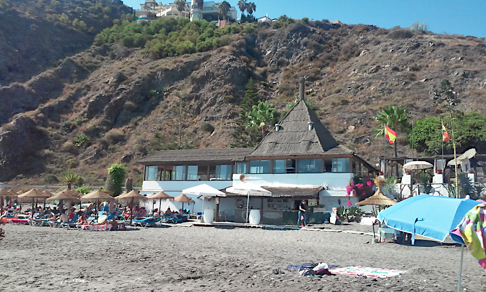 Playa de Peñoncillo, Torrox, Spanien.