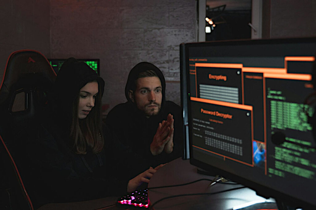 Cybersäkerhet behövs mot dessa hackare.