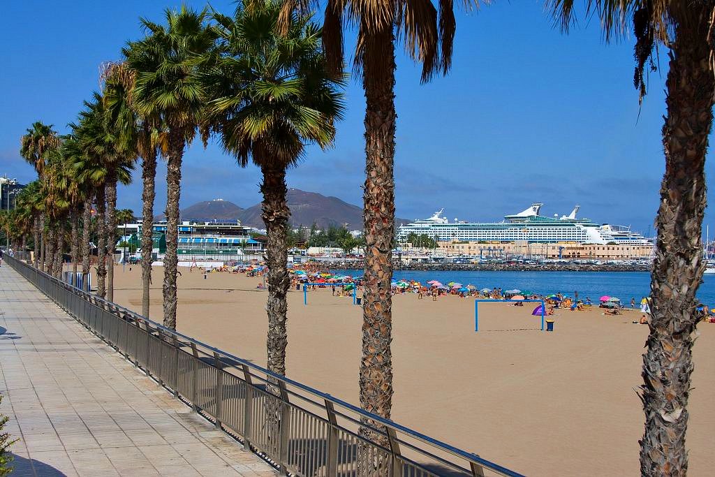 Playa Las Alcaravaneras, Las Palmas de Gran Canaria.