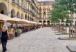Torget i Girona, ett stopp på vår resa.