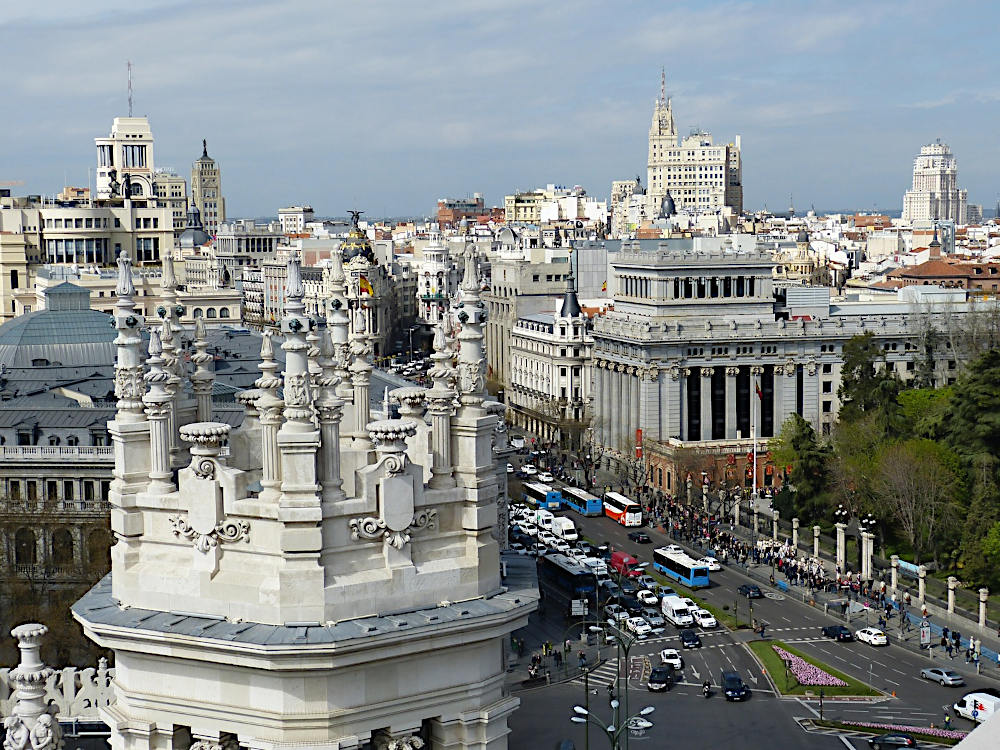 Madrid huvudstad i Spanien.
