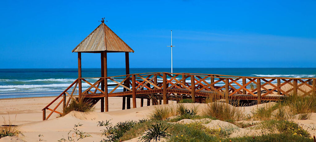 Playa de La Cortadura, Cádiz, Spanien.