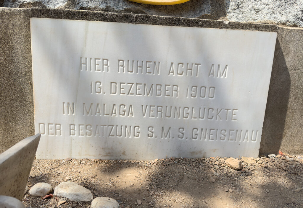 Minnessten på Engelska kyrkogården i Málaga.