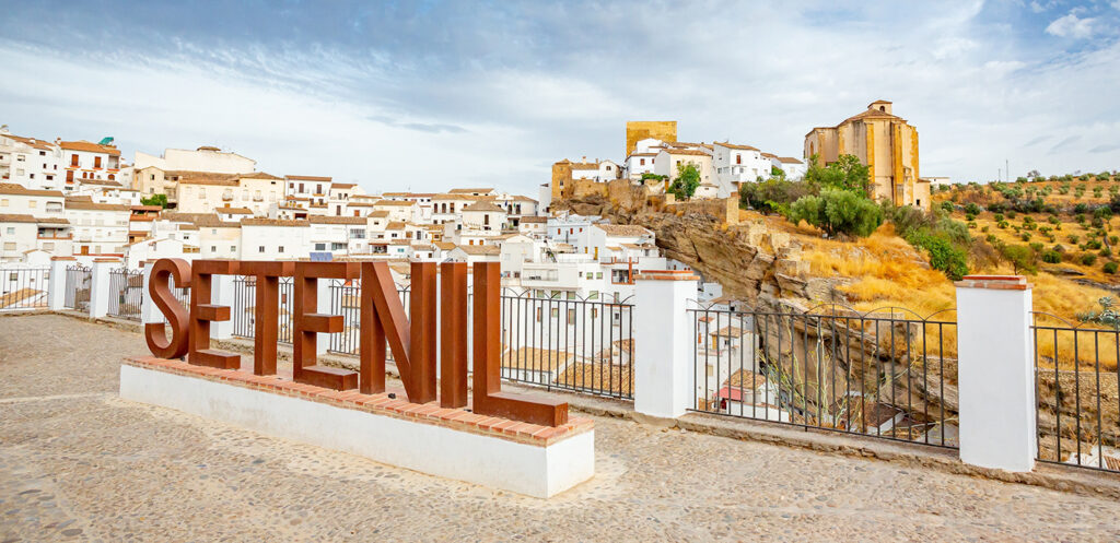Setenil de las Bodegas. Spanien.