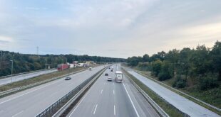Motorväg.