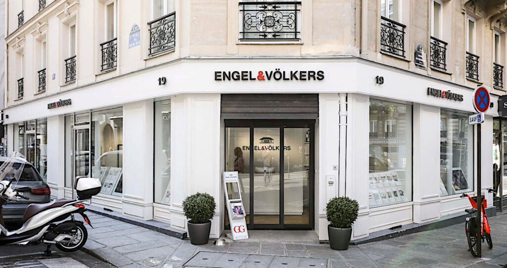 Engel & Völkers mäklarkontor i Paris.