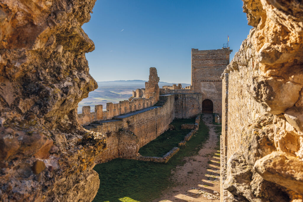 Fästningens mur från insidan.