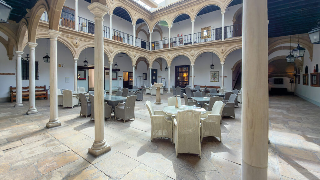 Palacio del Deán Ortega.