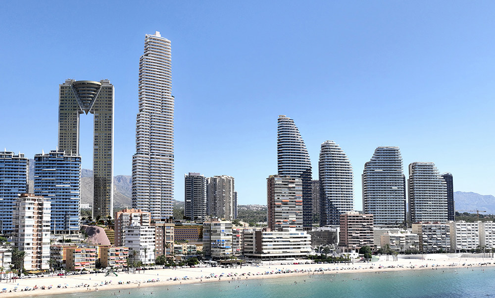 Benidorm med TM Tower, skyline.