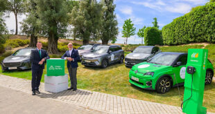 Luis Buil, chef för smart mobilitet på Iberdrola Spanien, och Fernando Jañez, VD för Santander Consumer Bank Spanien.